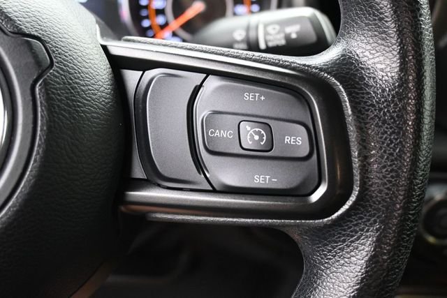 Used 2022 Black Jeep Sport image 18