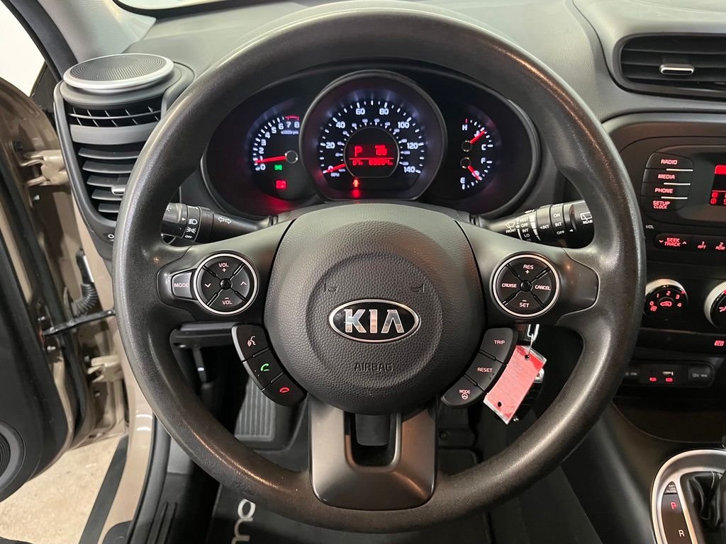 Used 2015 Brown Kia Plus image 20