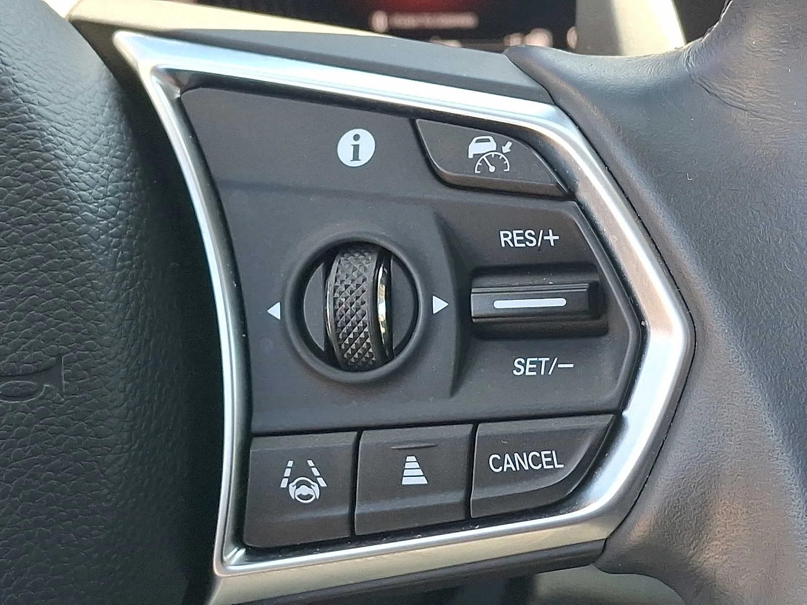 Certified Used 2023 Liquid Carbon Metallic Acura SH-AWD TECH image 24