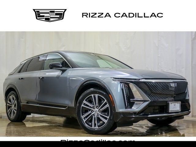 2025 Cadillac LYRIQ Luxury 2
