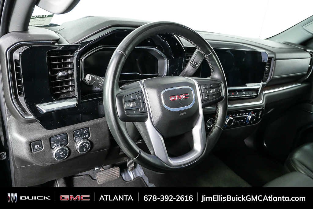 Used 2024 Onyx Black GMC SLT image 4