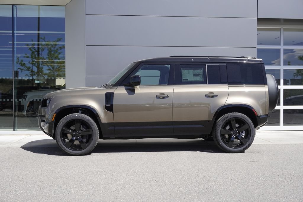 New 2026 Gondwana Stone Land Rover X-Dynamic SE image 8