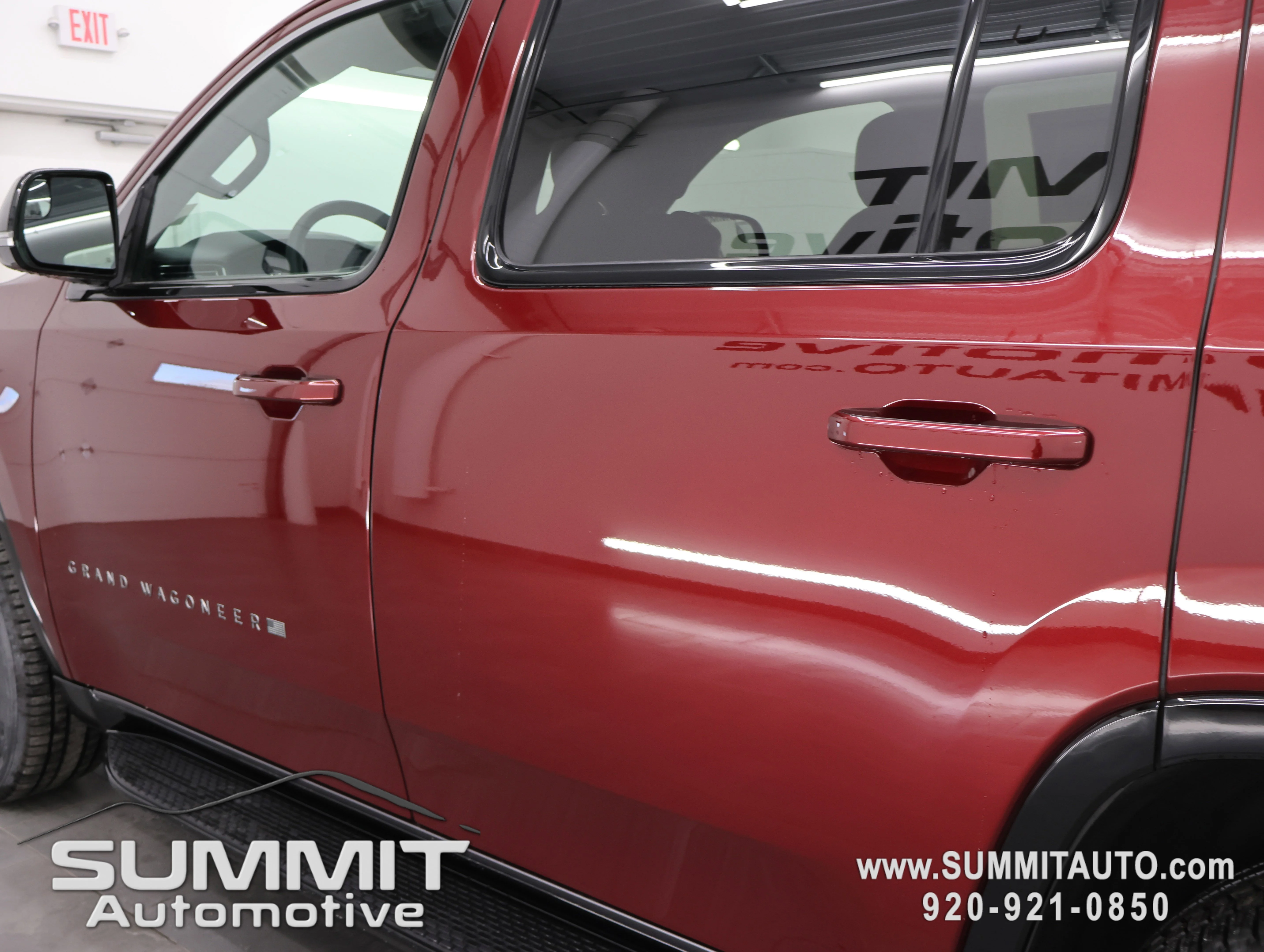 New 2026 Velvet Red Pearl-Coat Exterior Paint Jeep  image 35