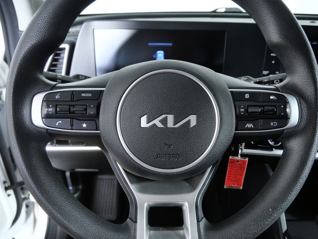 Used 2023 White Kia LX image 24