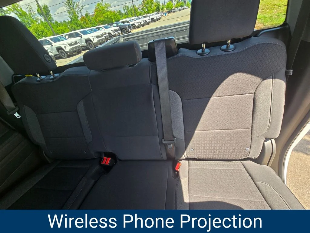 Used 2025 White Chevrolet LT image 52