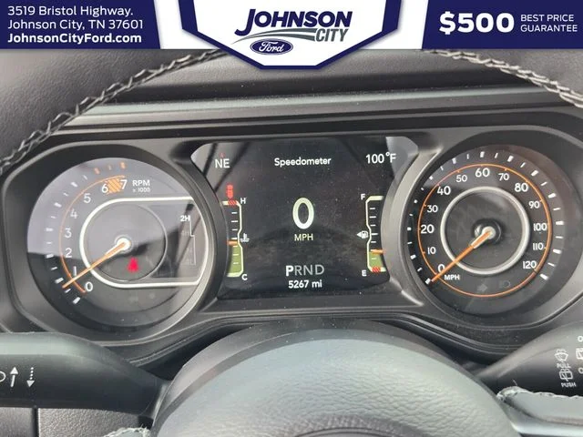 Used 2025 Green Jeep Rubicon image 28