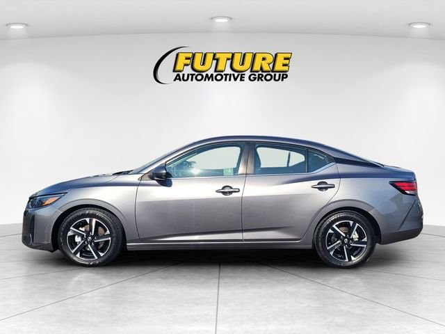 Used 2024 Gray Nissan SV image 6
