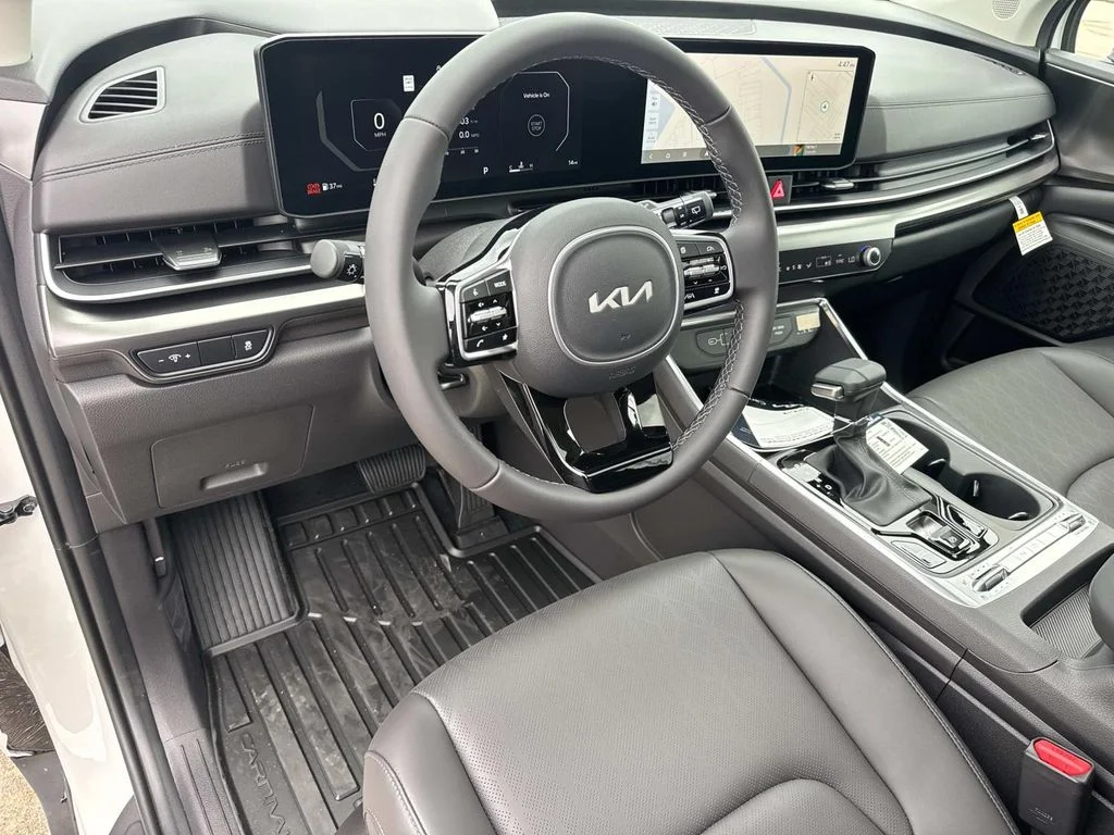 New 2026 Snow White Pearl Kia SX image 9