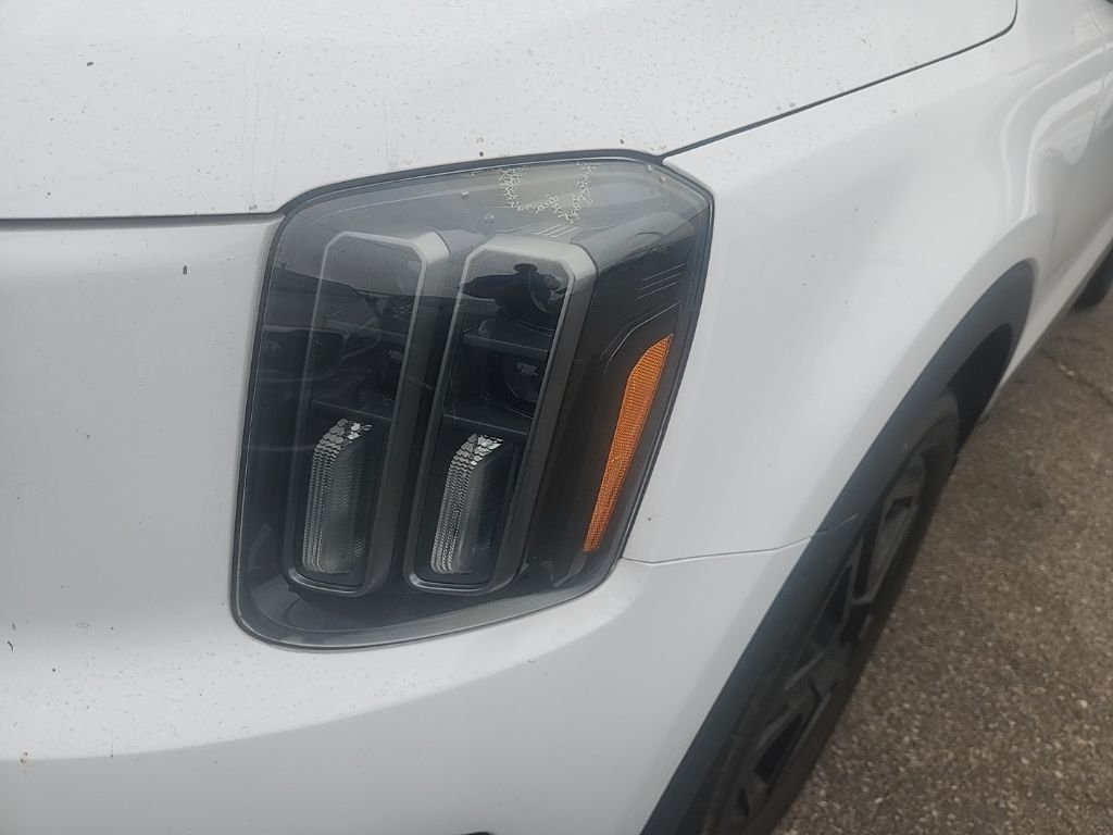 Used 2023 White Kia SX-Prestige X-Line image 6