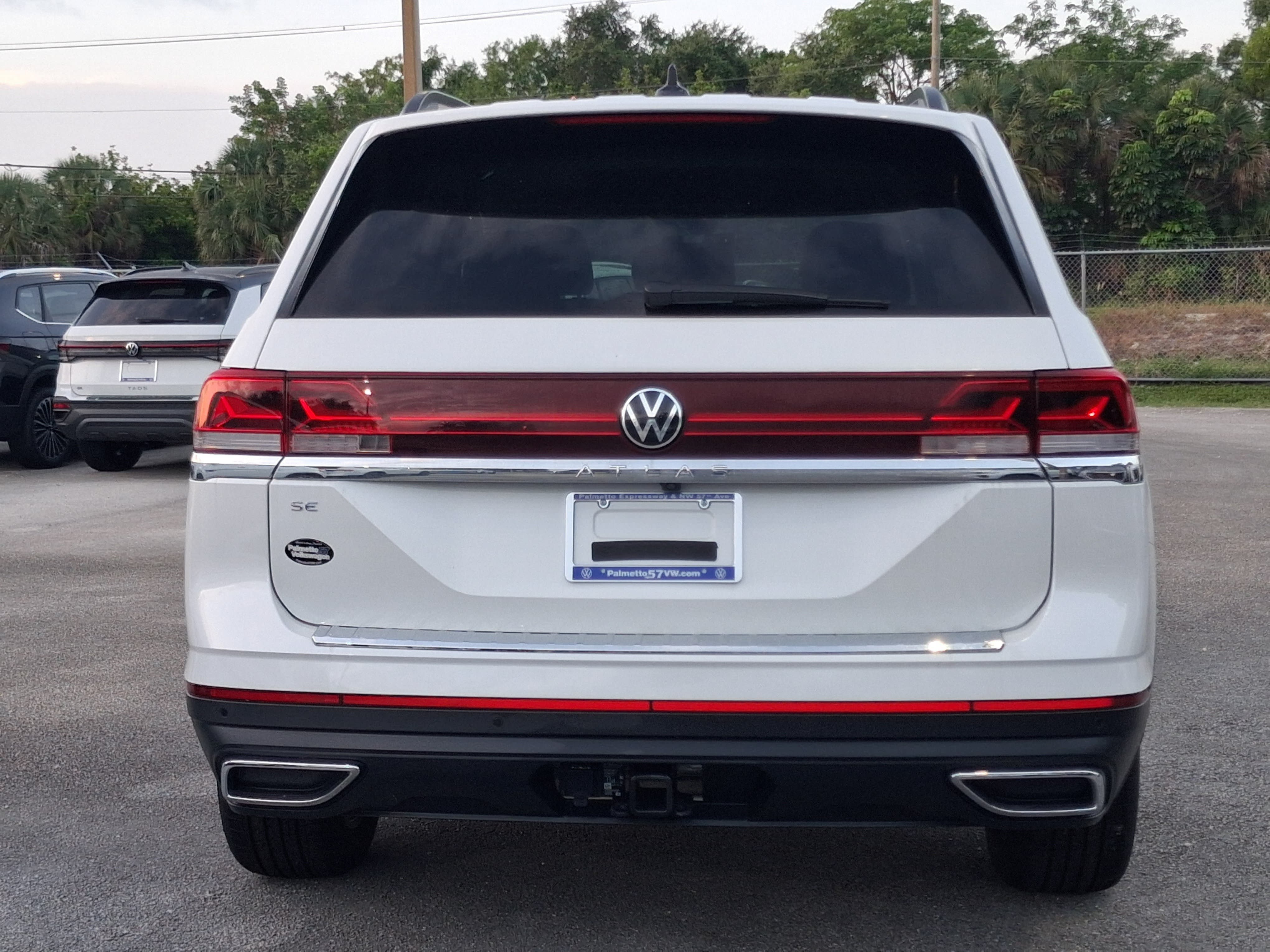 New 2026 White Volkswagen 2.0T SE w/Technology image 4