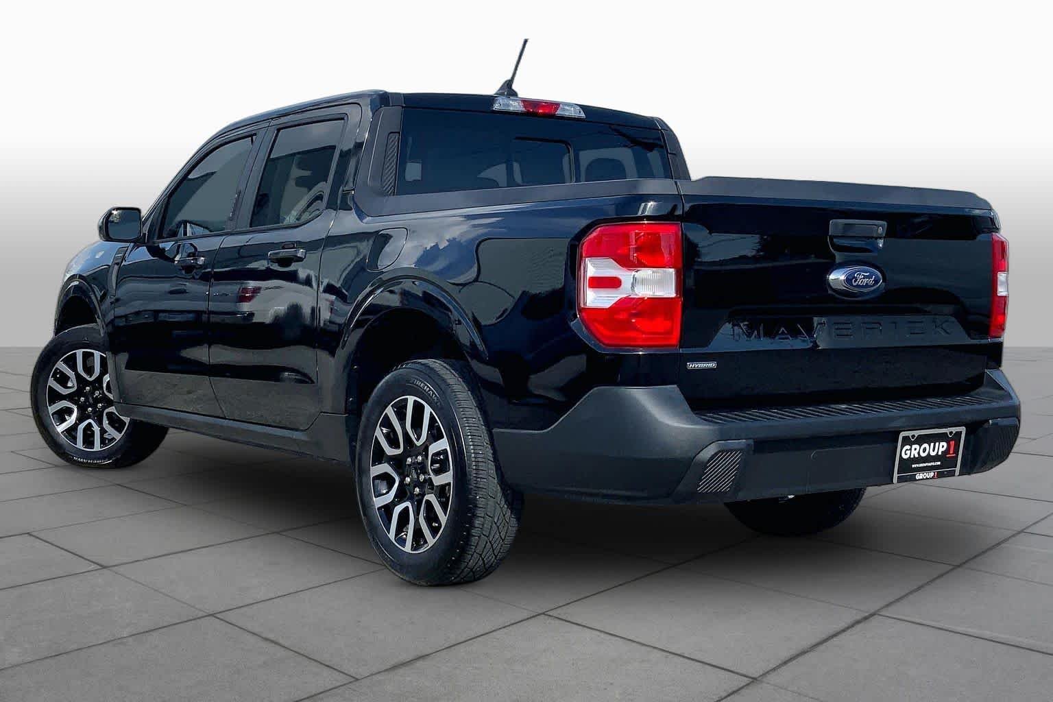 Used 2022 Shadow Black Ford Lariat image 10