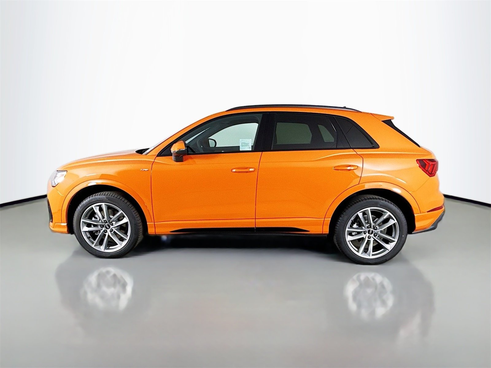 2025 Audi Q3 Premium S line photo 3