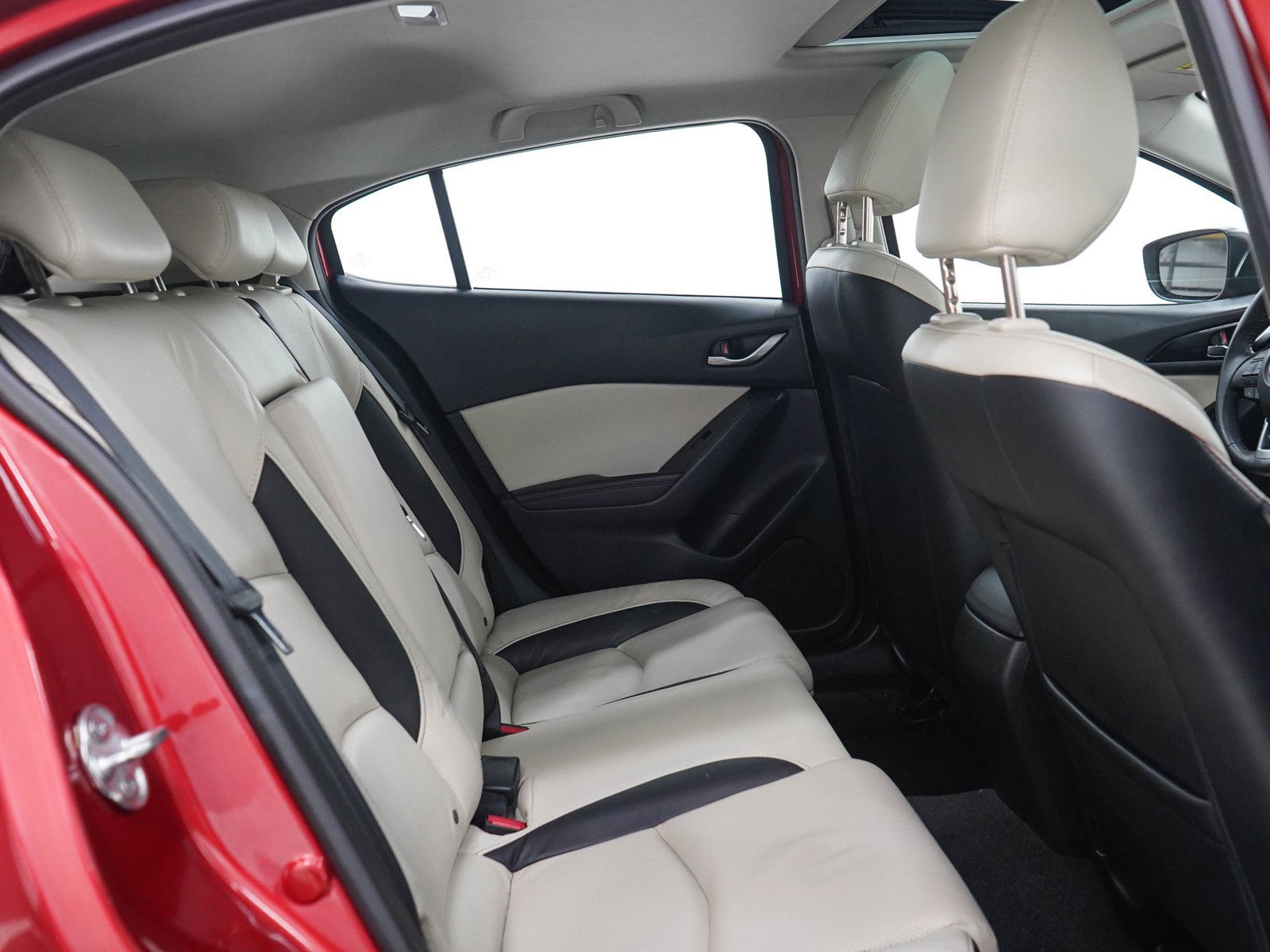 Used 2014 Soul Red Metallic Mazda 5dr HB Auto s Grand Touring image 13