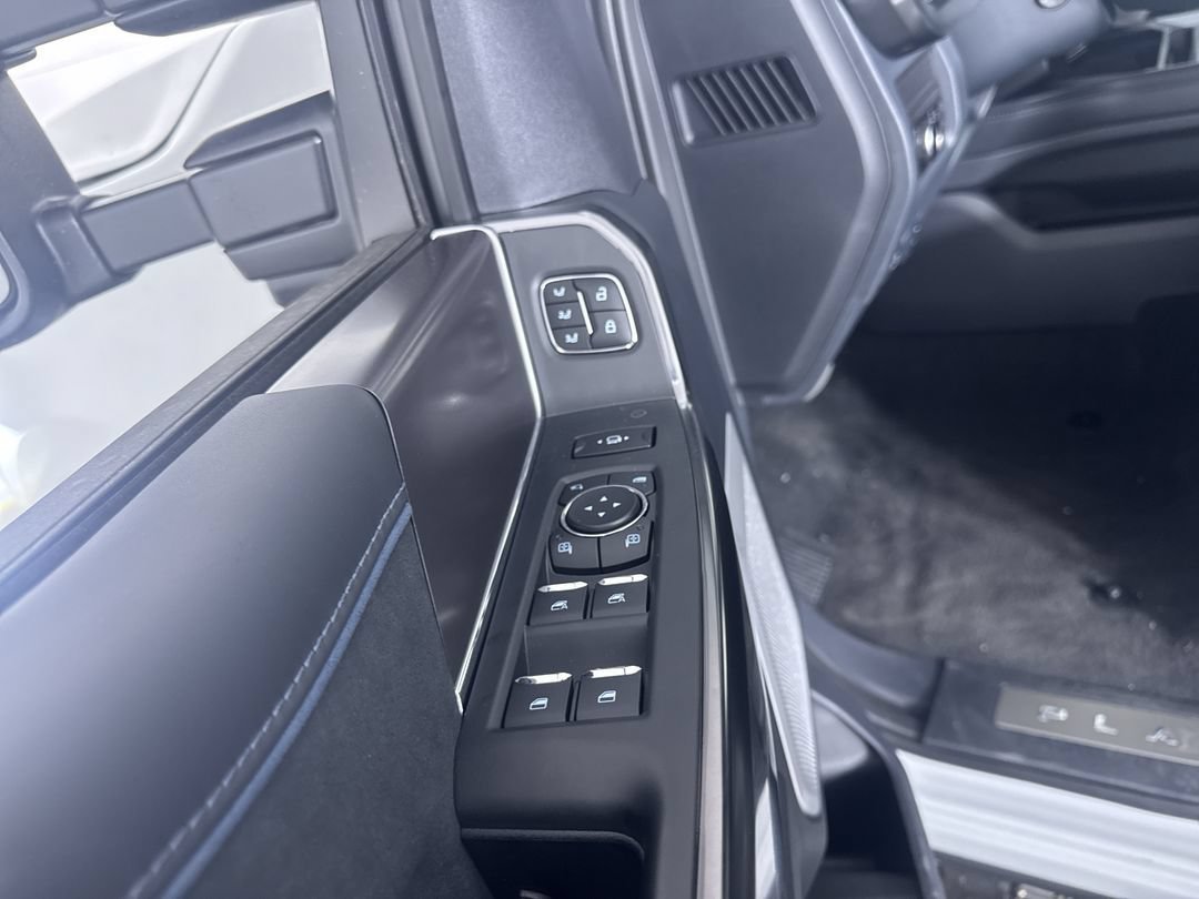 New 2026 Avalanche Ford Platinum image 14