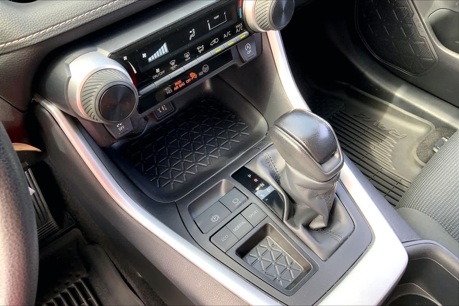 Used 2024 Silver Sky Metallic Toyota LE image 17