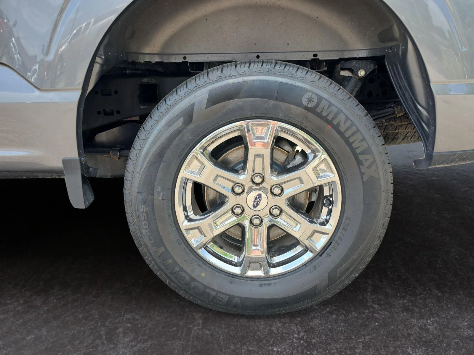 Used 2023 Carbonized Gray Ford XLT image 15