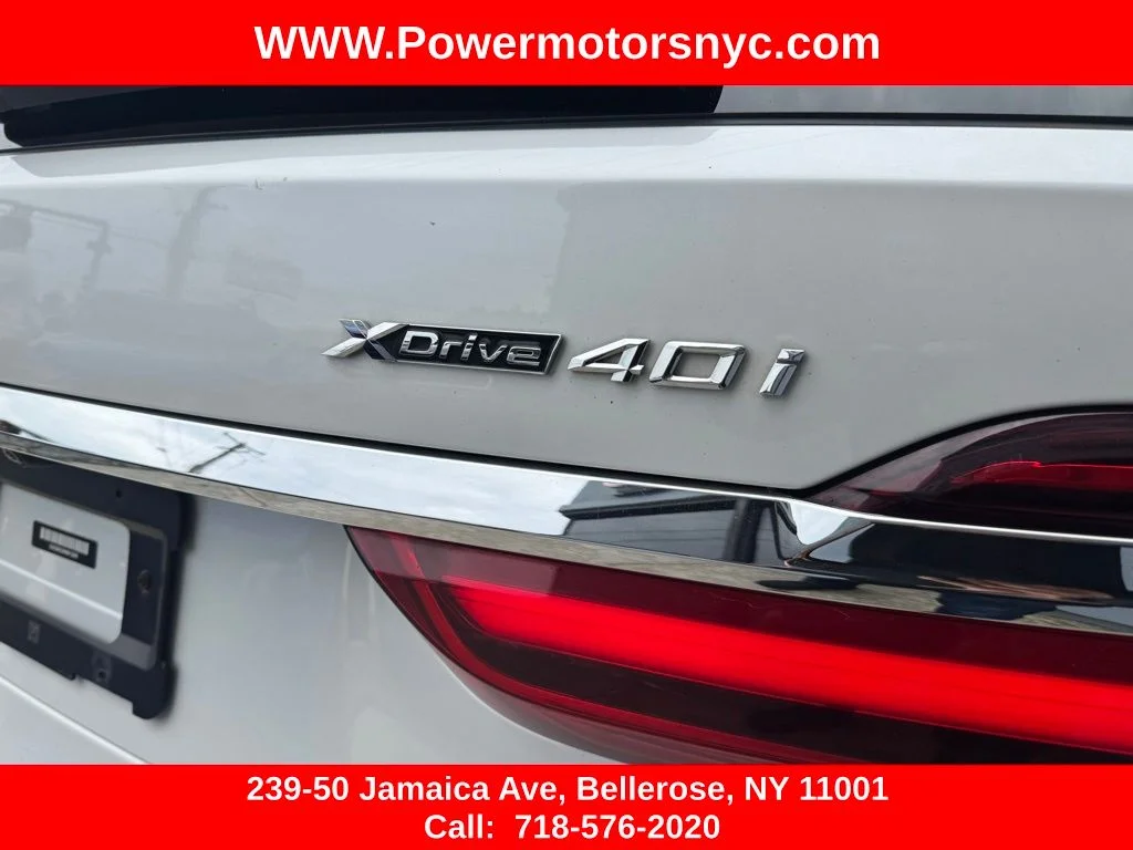 Used 2022 White BMW xDrive40i image 8