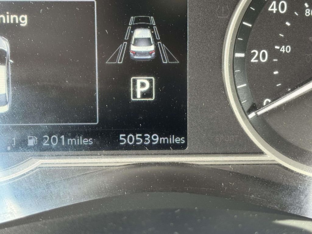 Used 2025 Silver Nissan 1.6 SV image 13