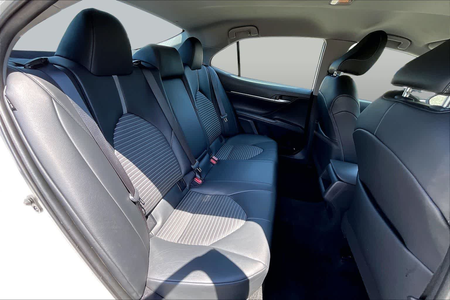 Used 2024 Ice Cap Toyota SE image 18