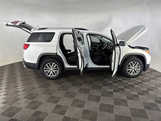 Used 2019 White GMC SLE-2 image 13