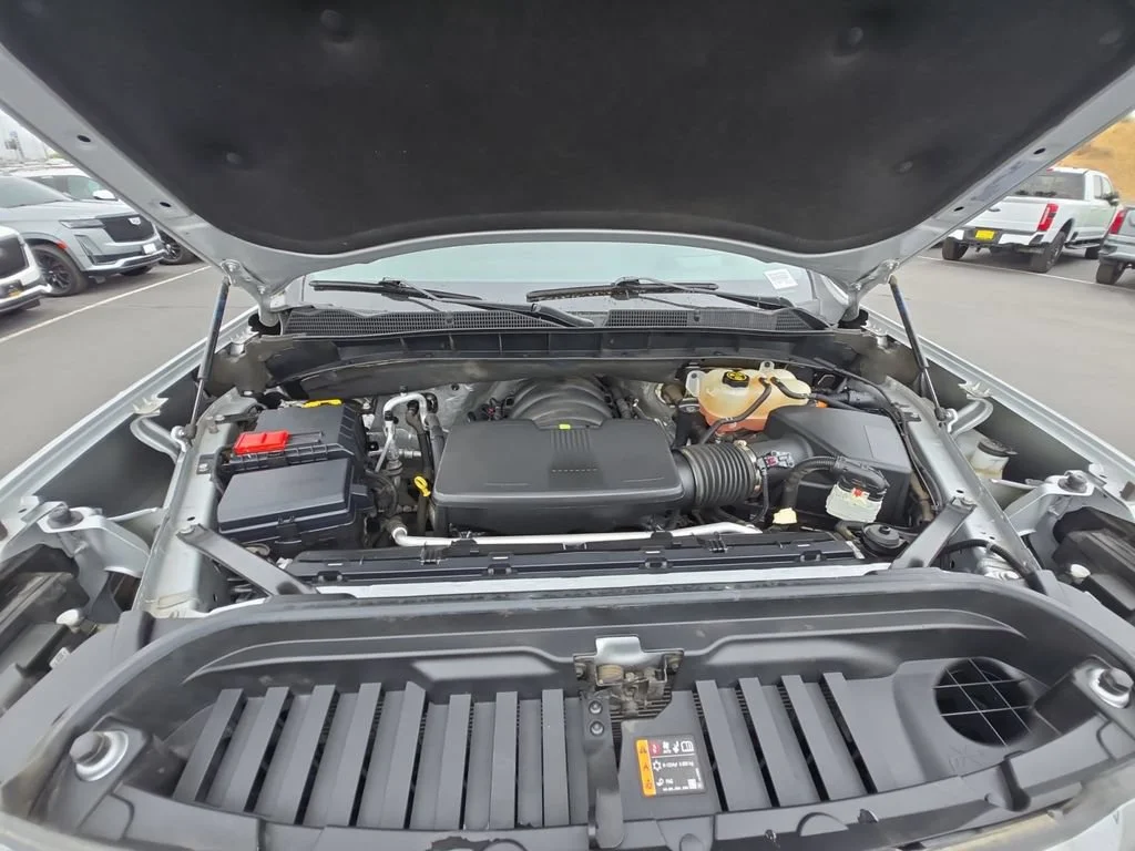 Certified Used 2022 QUICKSILVER METALLIC GMC AT4 image 24