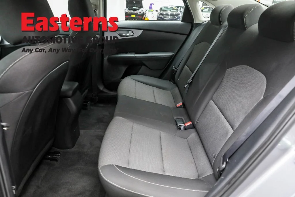 Used 2024 Gray Kia LXS image 21