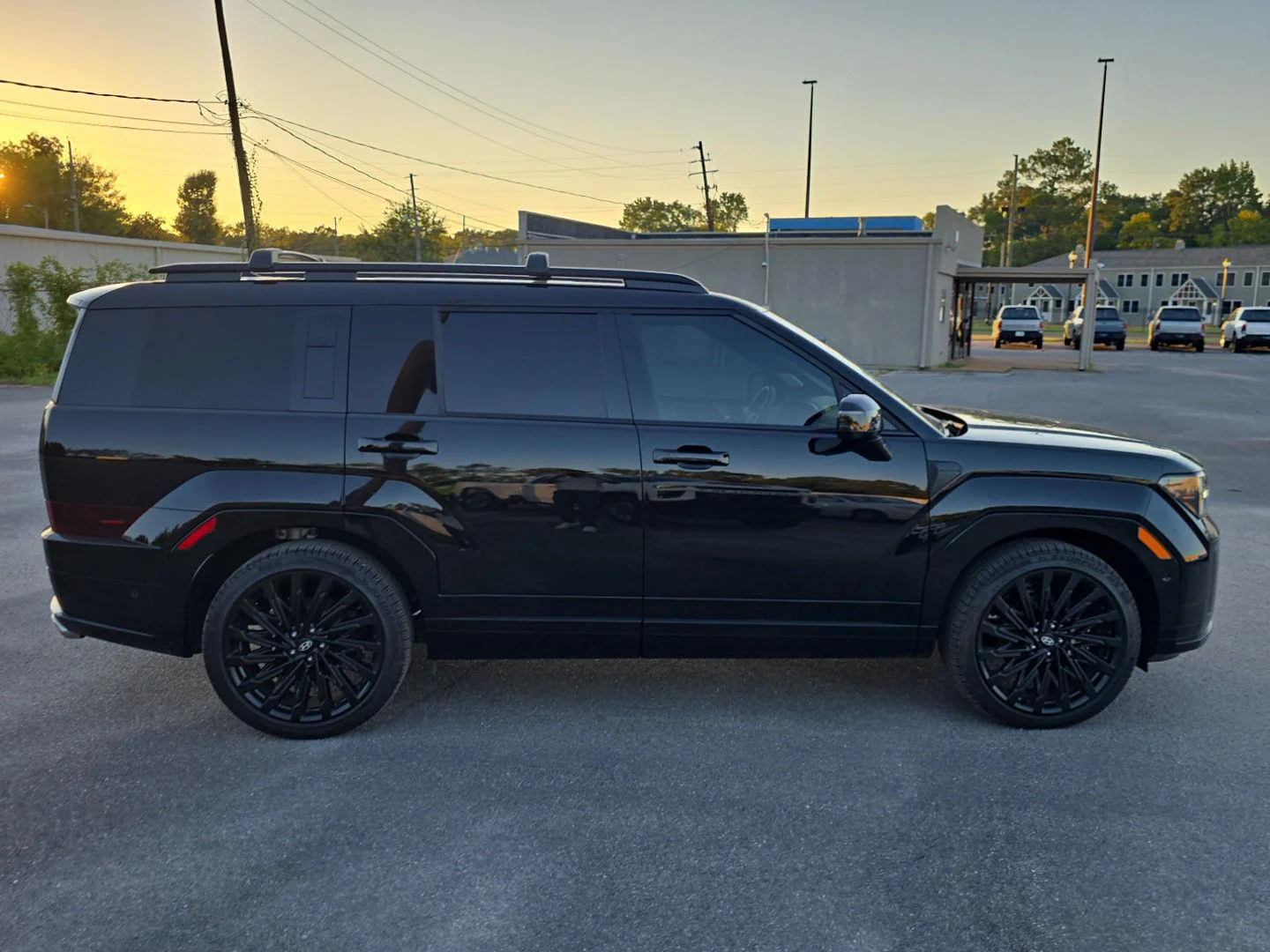 Used 2026 Phantom Black Hyundai Calligraphy image 2