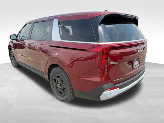 New 2026 Red Kia LXS image 5
