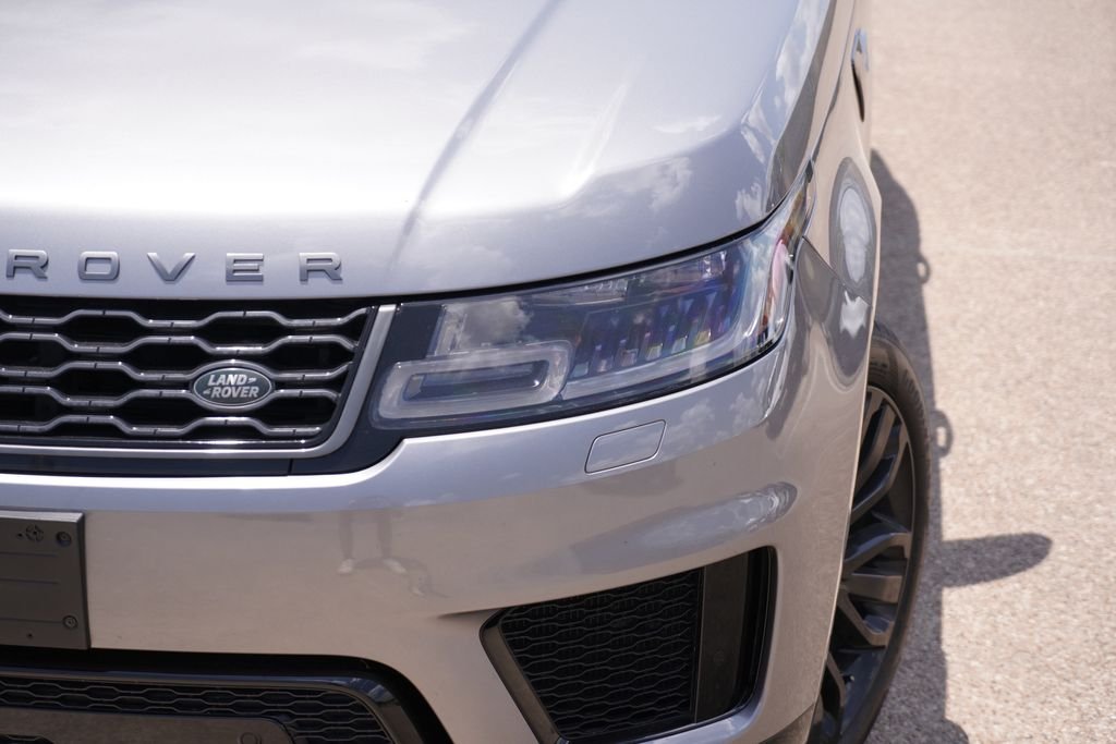Used 2021 Black Land Rover HSE Silver Edition image 2