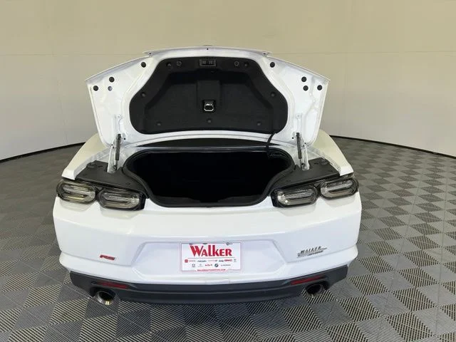 Used 2021 White Chevrolet 2LT image 29