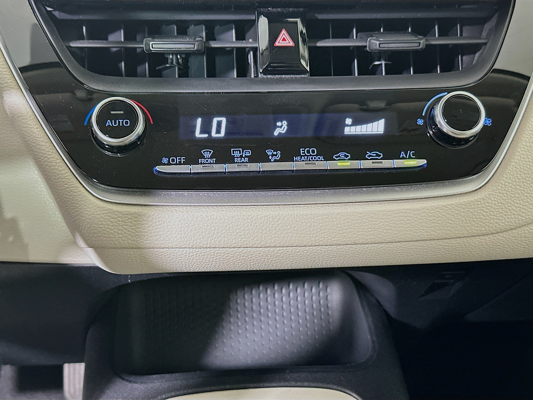 Used 2020 Celestite Toyota LE image 22