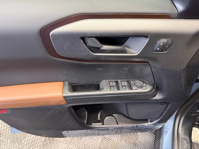 New 2026 Azure Gray Metallic Tri-Coat Ford Outer Banks® image 15
