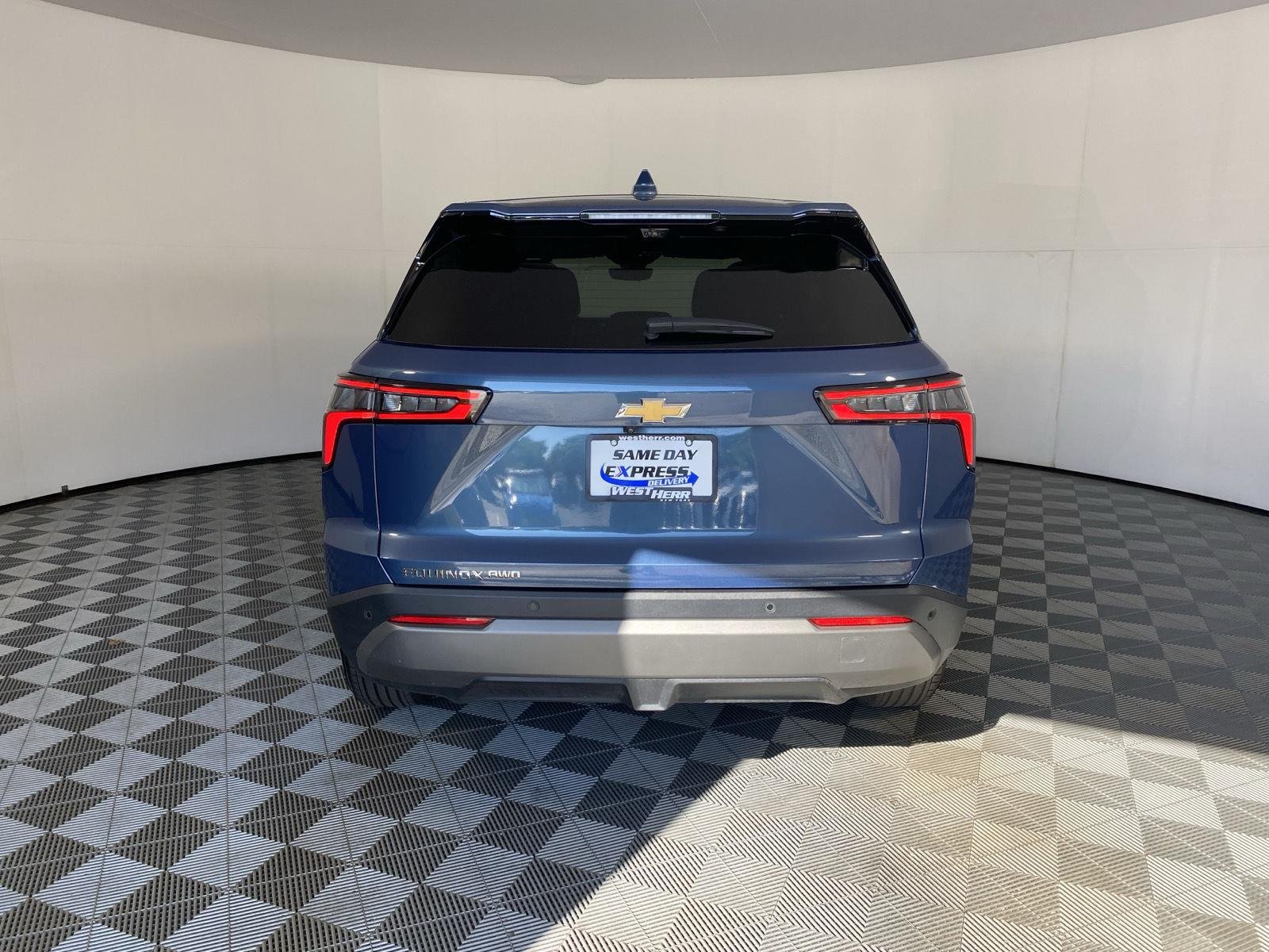 Used 2025 Lakeshore Blue Metallic Chevrolet AWD LT image 6
