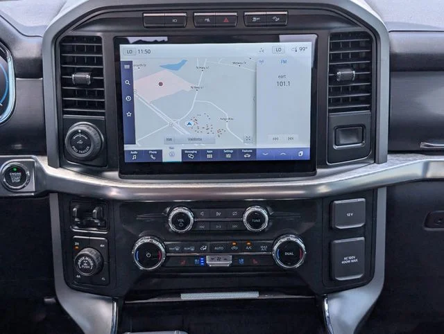 Used 2022 Black Ford Lariat image 16