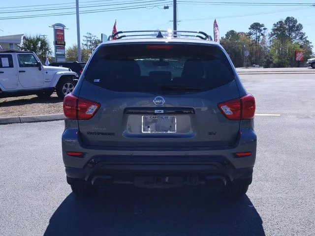 Used 2019 Gray Nissan SV image 4