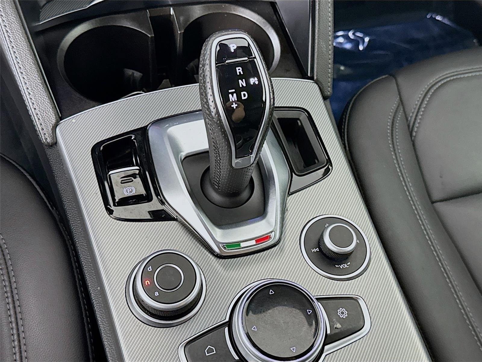 Used 2025 Moonlight Gray Metallic Alfa Romeo Base image 19