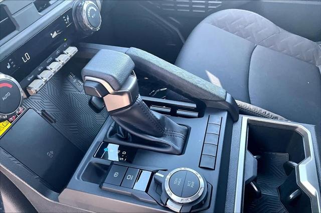 2024 Toyota Tacoma SR5 - Photo 16