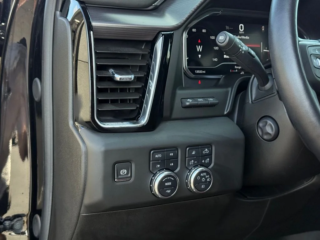 Used 2025 Black GMC Denali Ultimate image 7