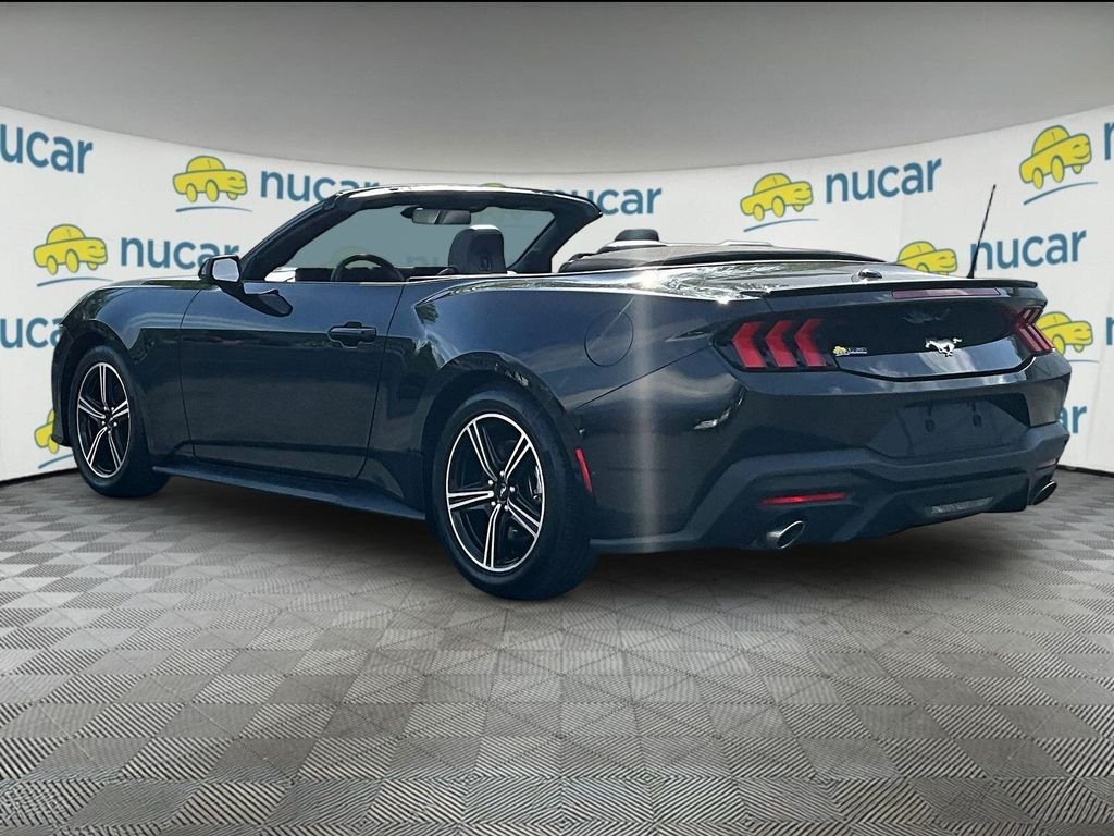 Used 2025 Shadow Black Ford EcoBoost Premium image 4