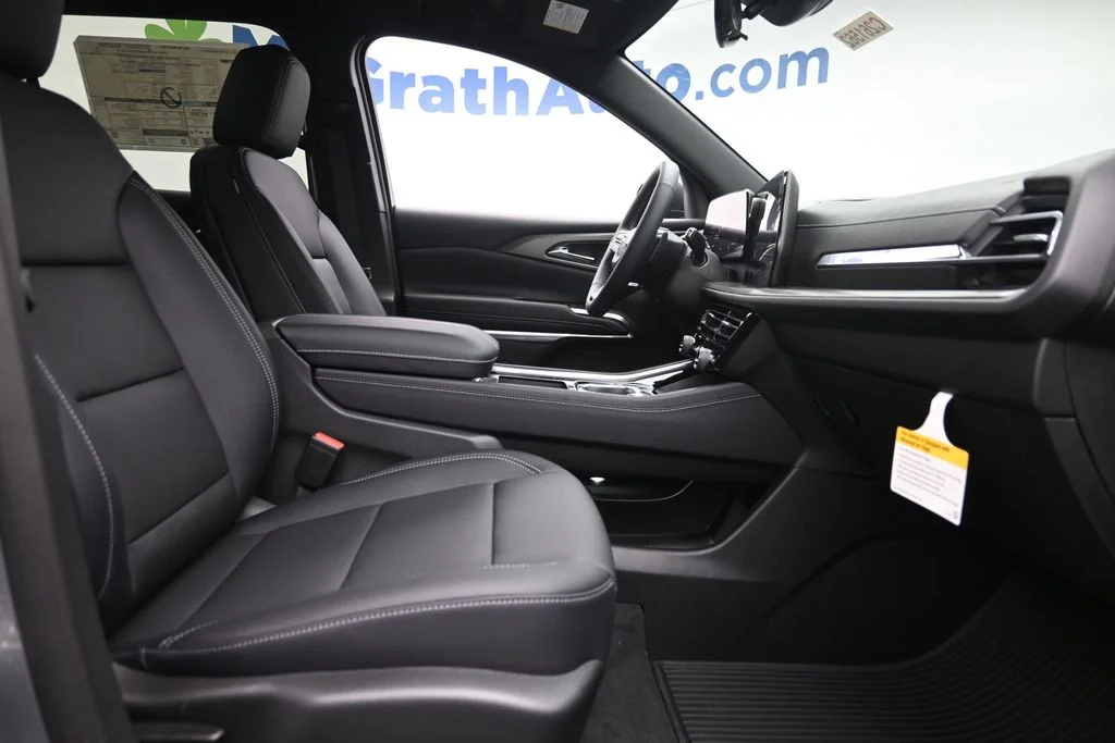 2026 Chevrolet Traverse LT - Photo 9