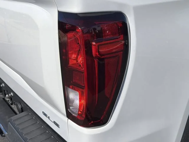 New 2026 Summit White GMC SLE image 10