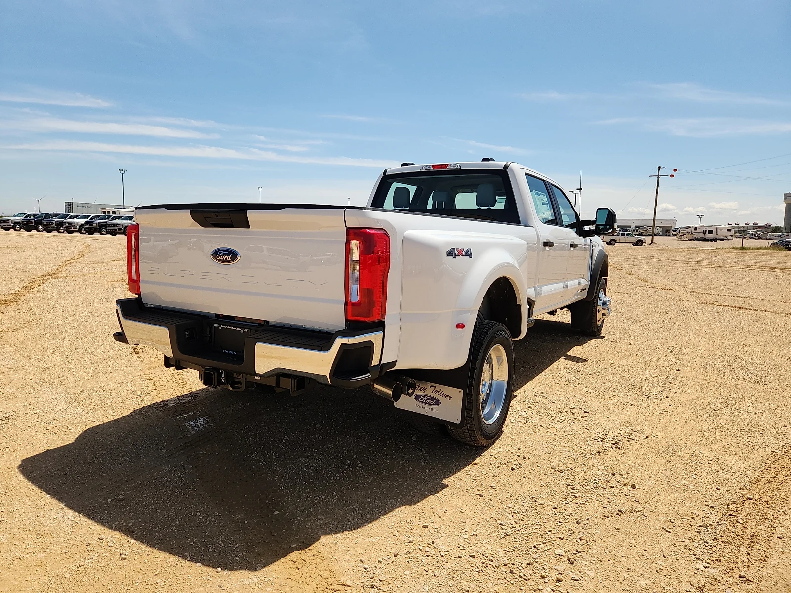 New 2026 Oxford White Ford F-450® XL image 7