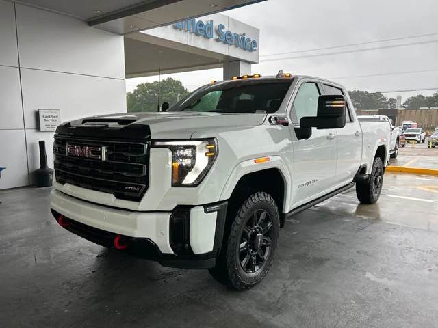 2026 GMC Sierra 2500 HD AT4