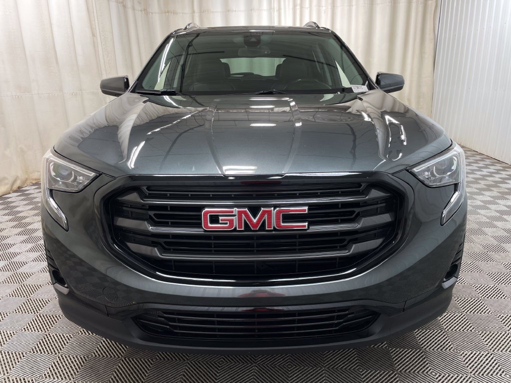 Used 2021 GRAPHITE GRAY METALLIC GMC SLT image 15