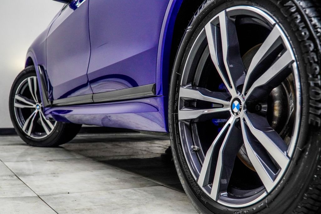 Used 2024 Blue BMW M60i image 15