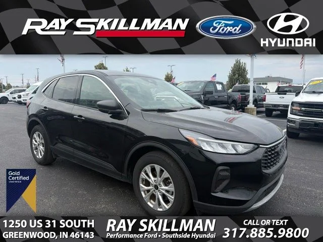 Used 2023 Agate Black Metallic Ford Active image 1