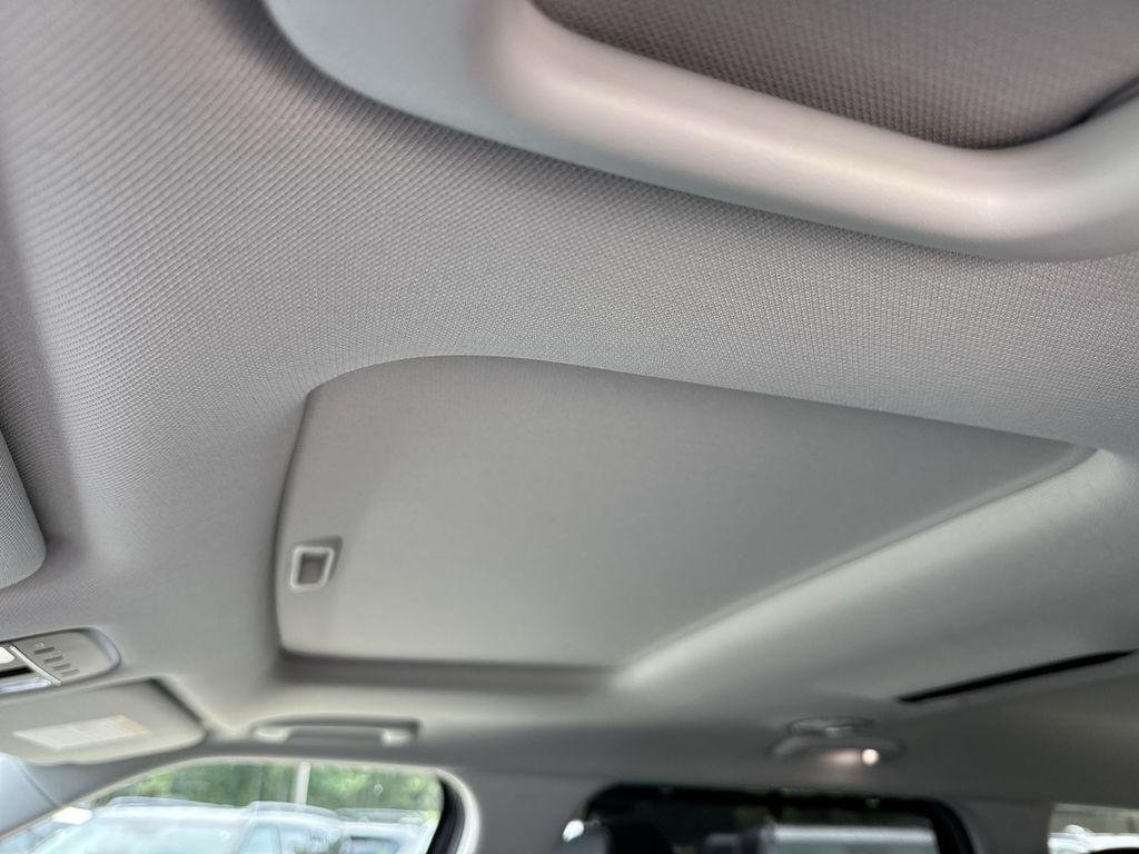 New 2026 Gray Pearl Hyundai Blue SEL Premium 7P image 16