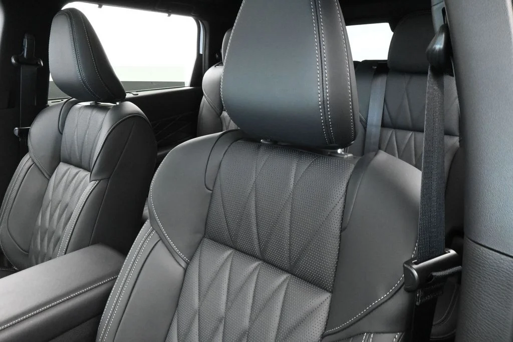 New 2026 Black Mitsubishi BLACK EDITION S-AWC image 19