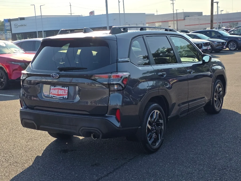 Used 2025 Magnetite Gray Metallic Subaru Limited image 16