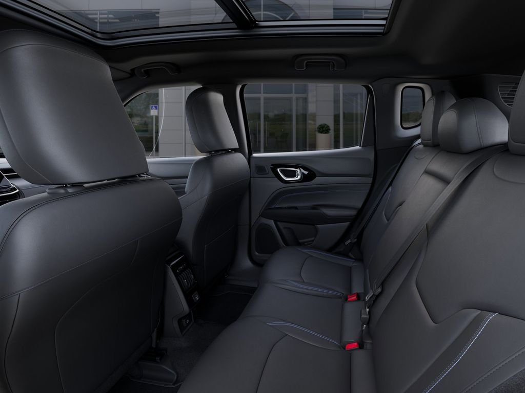 2025 Jeep Compass Limited - Photo 23